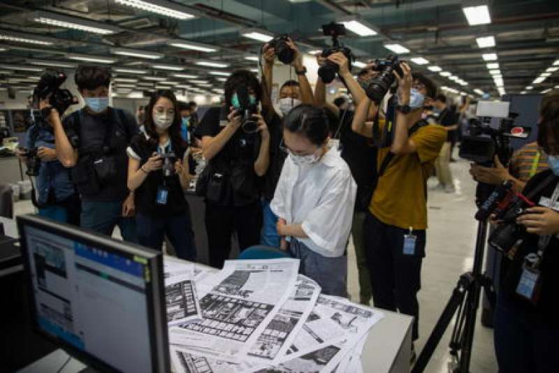 redazione apple daily hong kong