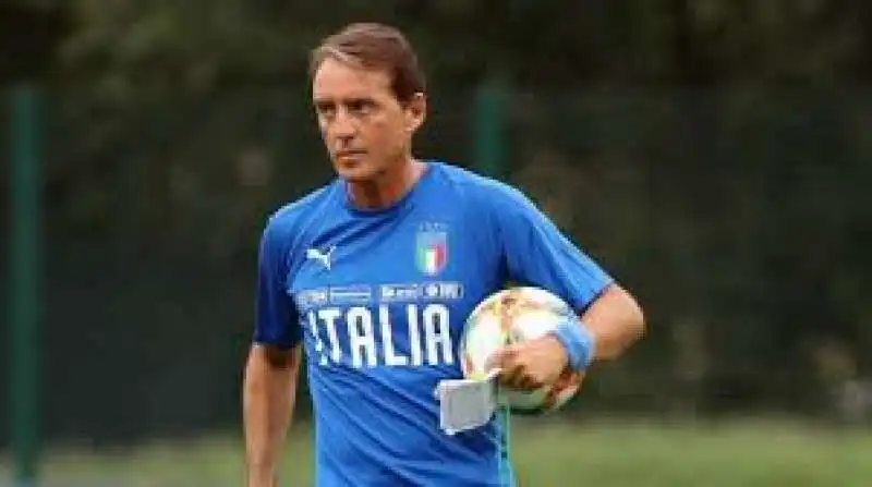 roberto mancini ct