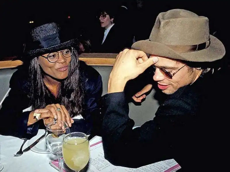 robin givens e brad pitt