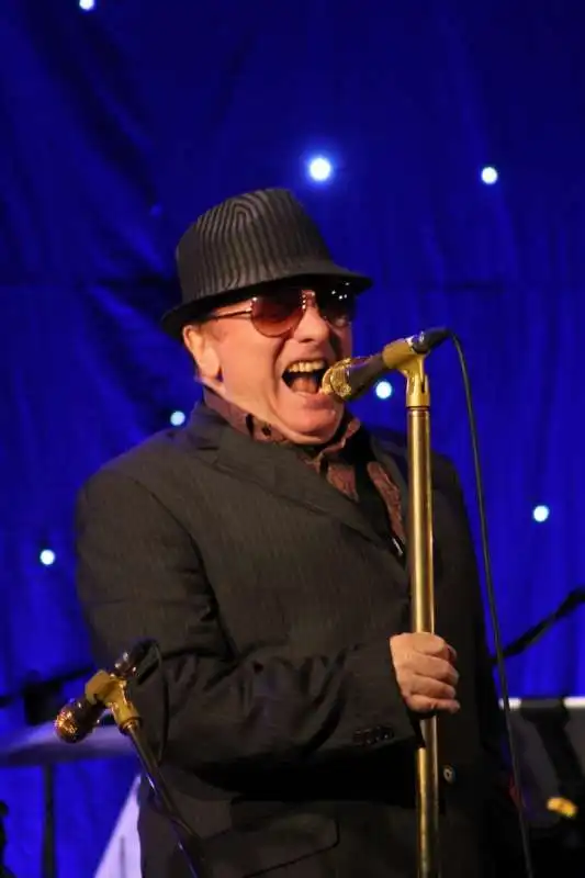 VAN MORRISON