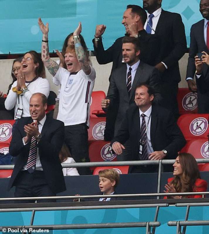 William, George e Kate a Wembley 16