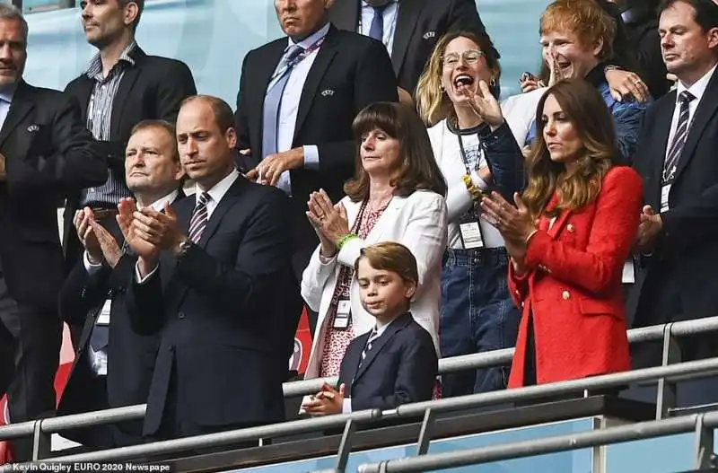 William, George e Kate a Wembley 20