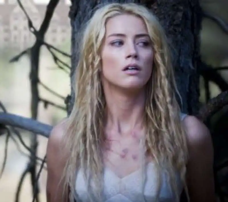 amber heard the ward   