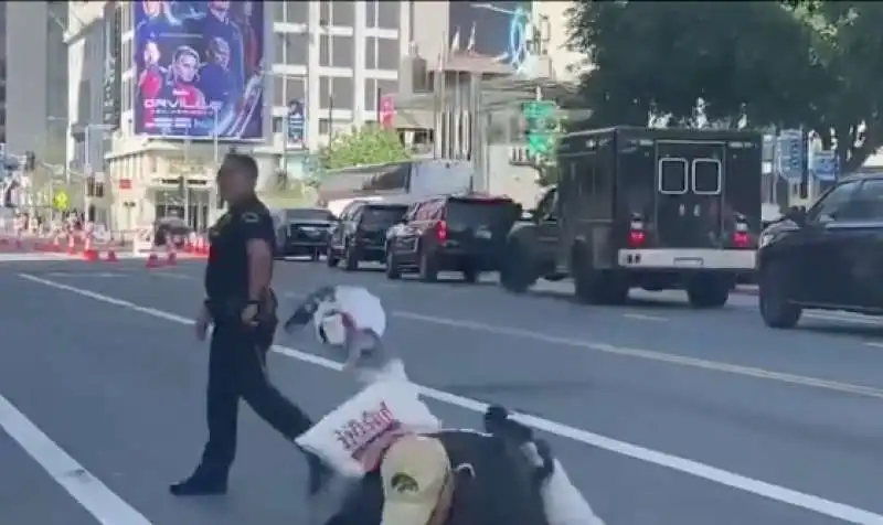 arresto manifestante pro aborto a los angeles 3