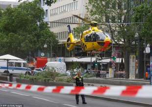 auto sulla folla a berlino 7