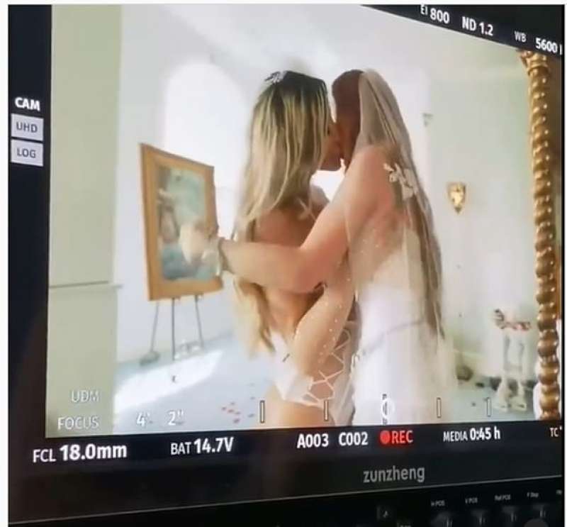 bella thorne abella danger (3)