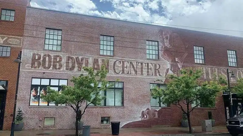 bob dylan center tulsa 