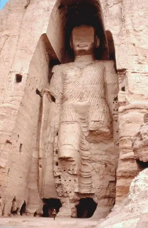 buddha di bamiyan