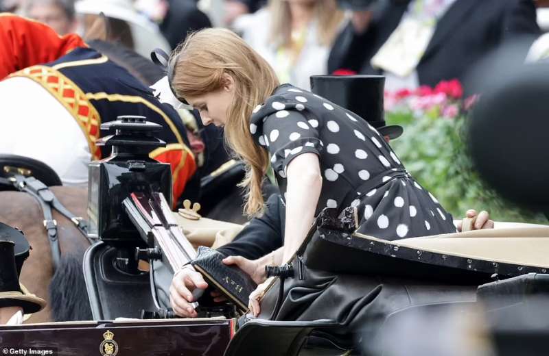 cavallo impazzito al royal ascot 3