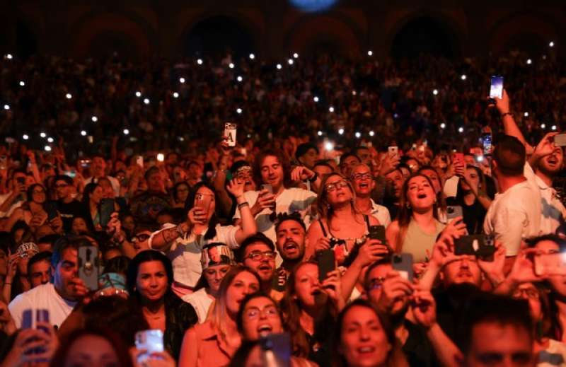 concerto gigi d alessio a piazza plebiscito 3