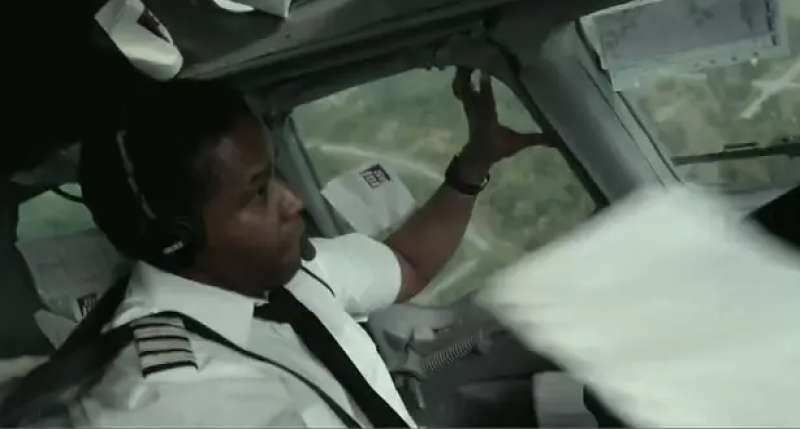 denzel washington flight