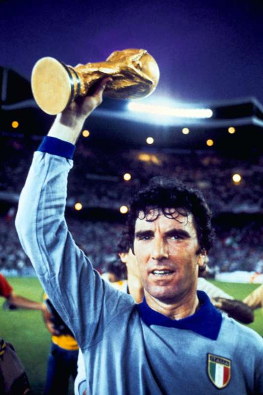 dino zoff 1