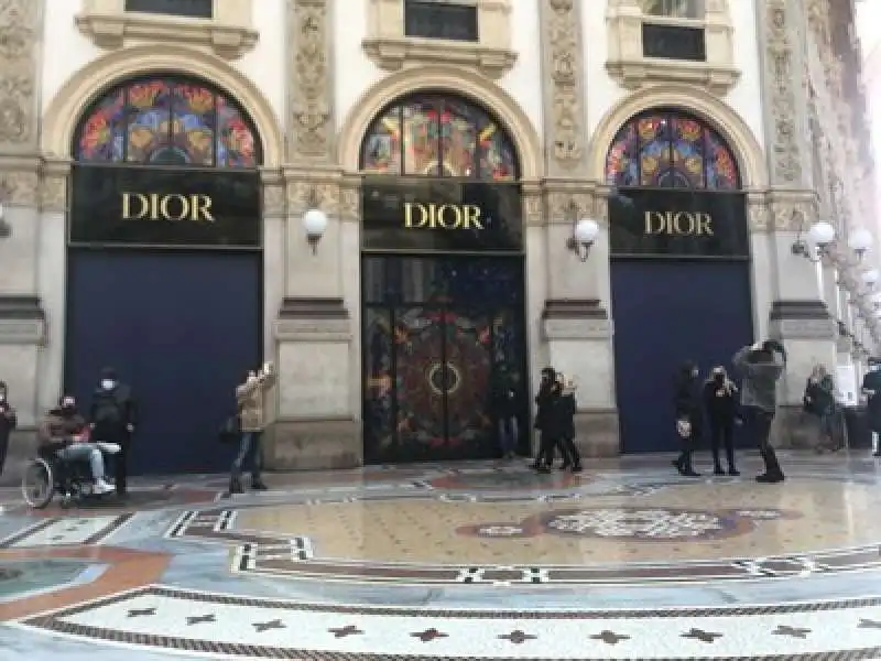 dior versace galleria vittorio emanuele