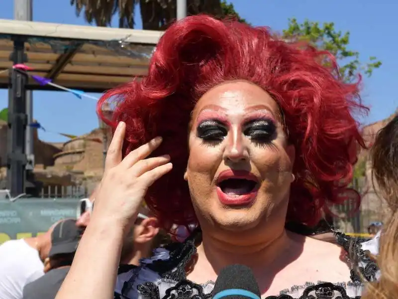 drag queen al roma pride 2022  foto di bacco