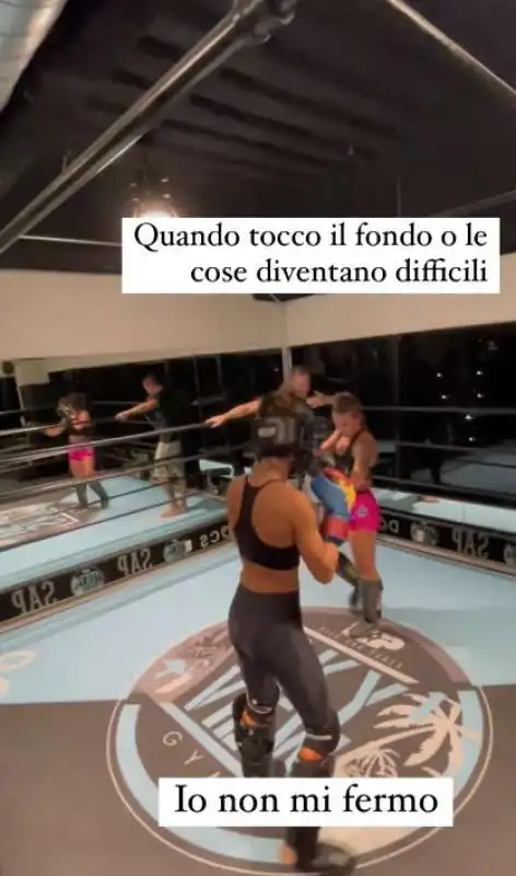 elisabetta canalis che fa kickboxing  5