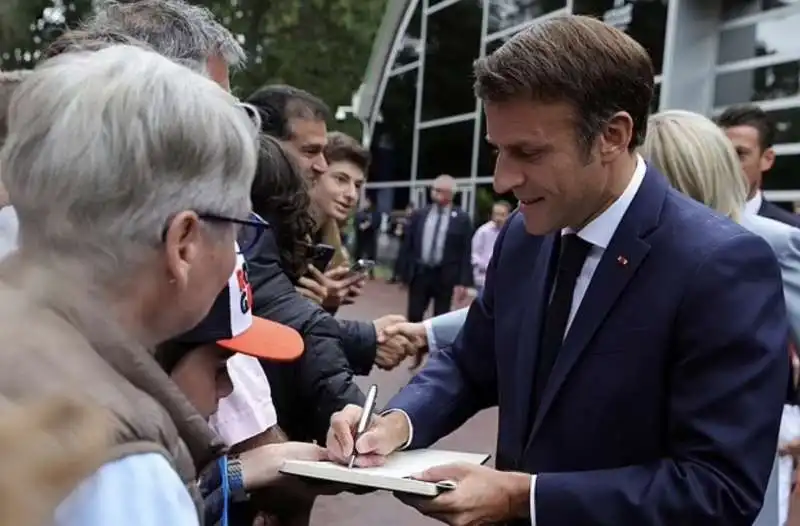 emmanuel macron ballottaggio elezioni legislative   