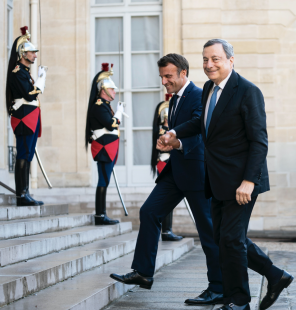 emmanuel macron mario draghi