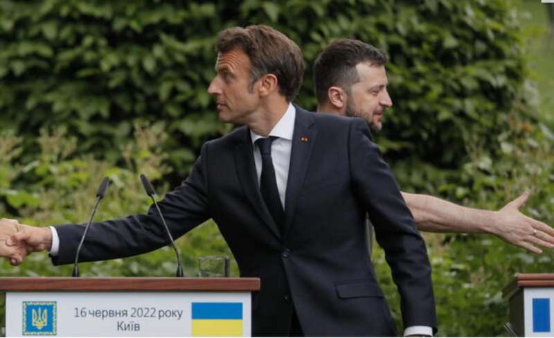 emmanuel macron volodymyr zelensky