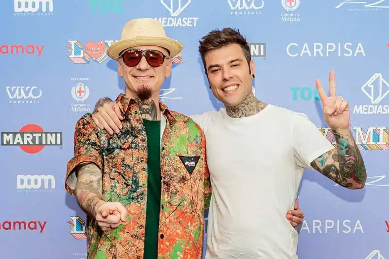 fedez e j ax