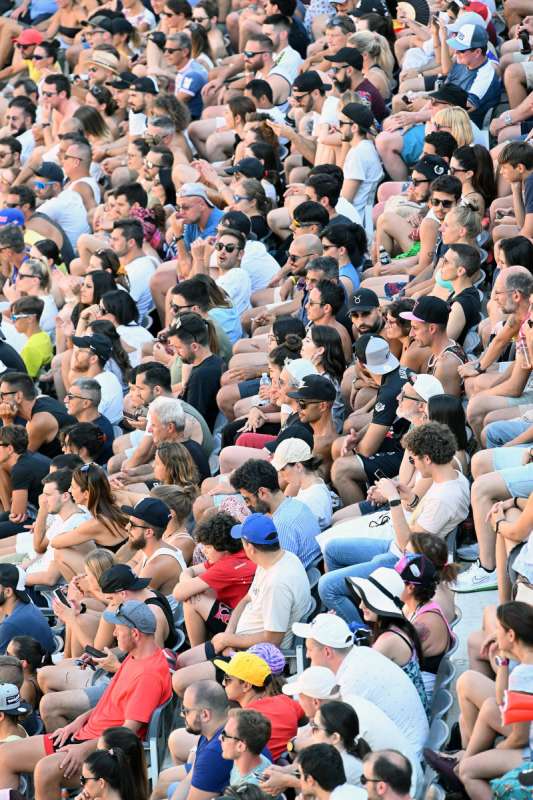 folla al foro italico mezzelani gmt 292