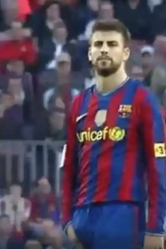 gerard pique 3