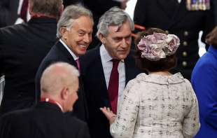 gli ex primi ministri tony blair e gordon brown nella cattedrale di st paul