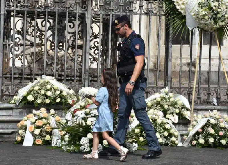 i funerali di elena a catania