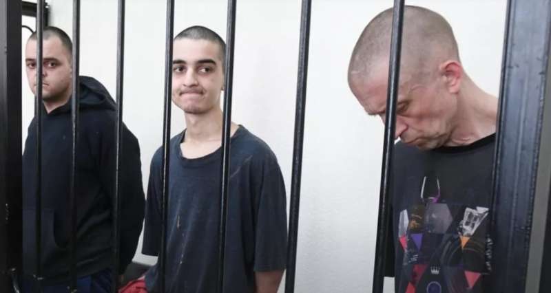 i tre combattenti condannati a morte nella repubblica di donetsk 3