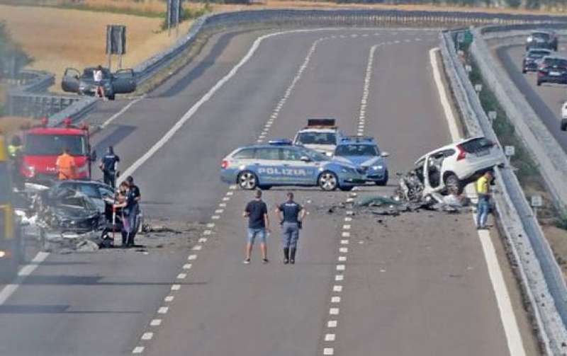 incidente a7 milano genova 5