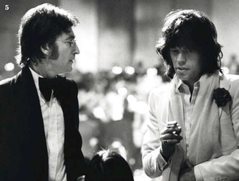 john lennon e mick jagger al century plaza hotel di los angeles ph ron galella