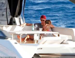 julian nagelsmann con lena wurzenberger su uno yacht 2