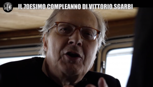 le iene il 70esimo compleanno di vittorio sgarbi 2