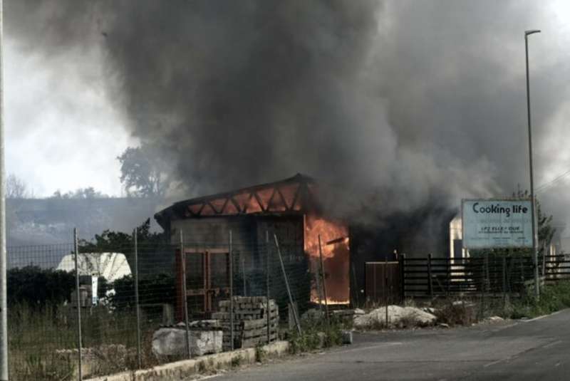 maxi incendio aurelia, a roma 3