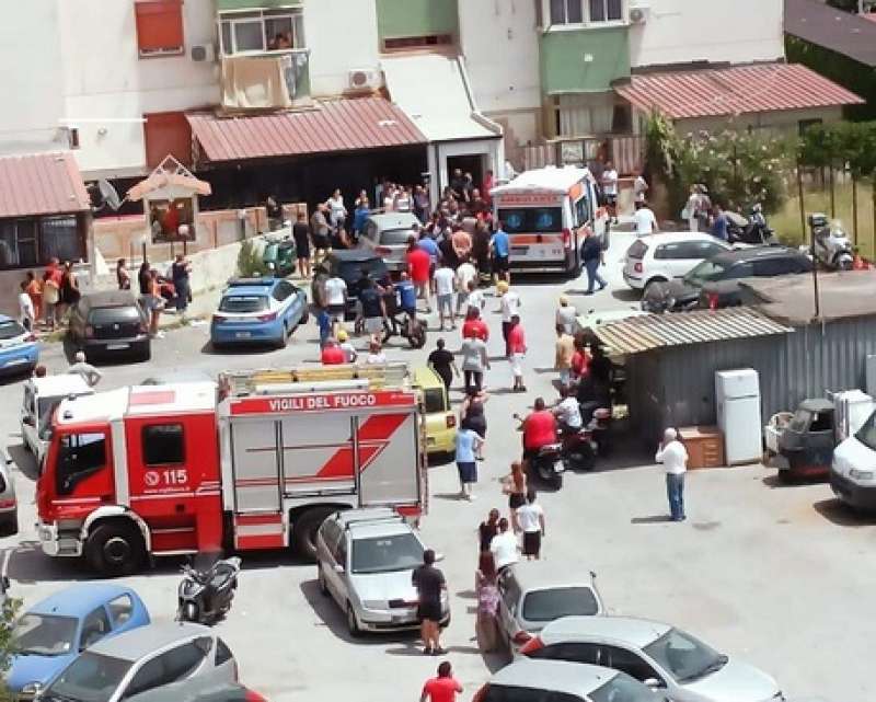 palermo ascensore precipita dal quinto piano