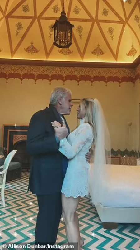 ron perlman e allison dunbar 3