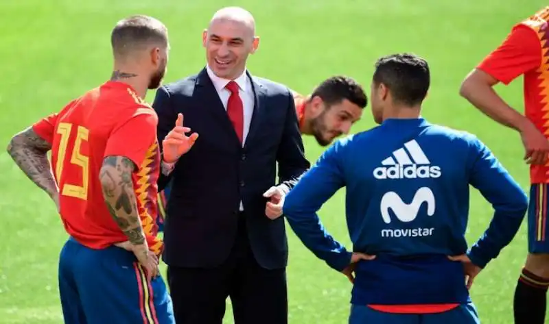 sergio ramos luis rubiales 