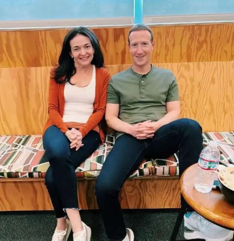 sheryl sandberg e mark zuckerberg 4