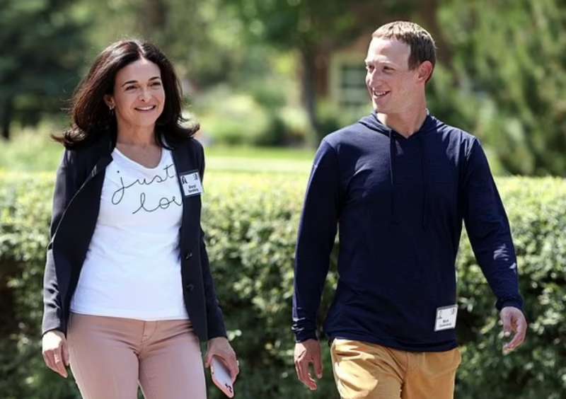 sheryl sandberg mark zuckerberg