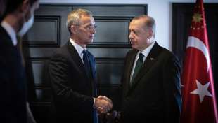 stoltenberg con erdogan 2