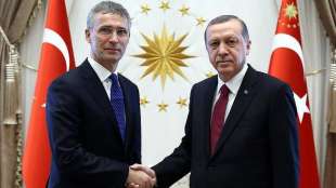 stoltenberg con erdogan 3