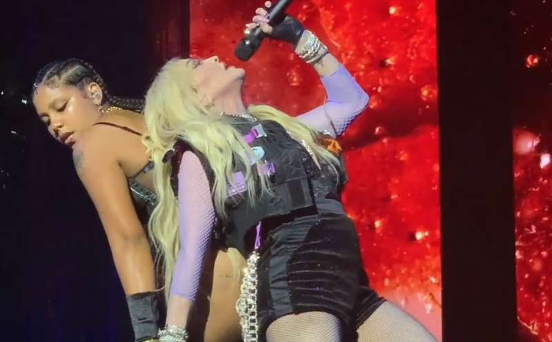 strusciate lesbo tra madonna e la rapper tokischa 4