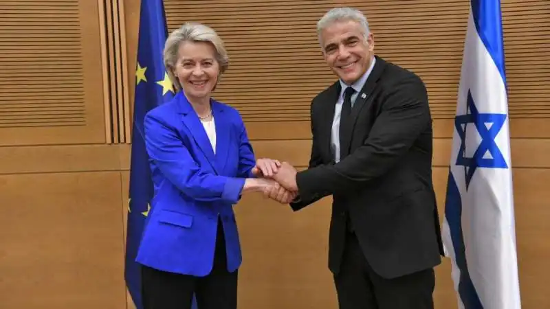 URSULA VON DER LEYEN YAIR LAPID 