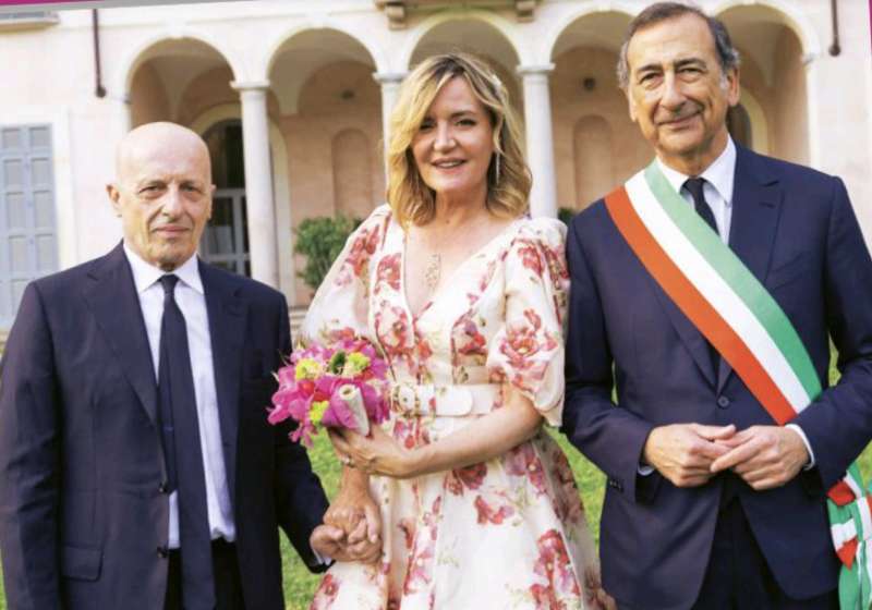 alessandro sallusti e patrizia groppelli sposi cerimonia in comune a milano con beppe sala foto sestini e cambi per chi