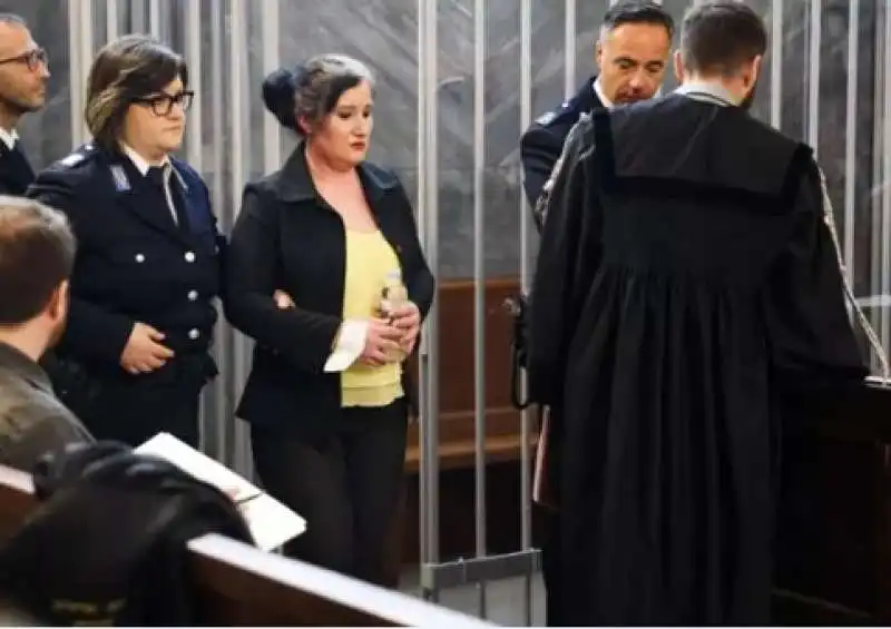 alessia pifferi in tribunale 1