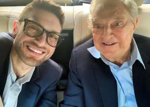 ALEXANDER E GEORGE SOROS