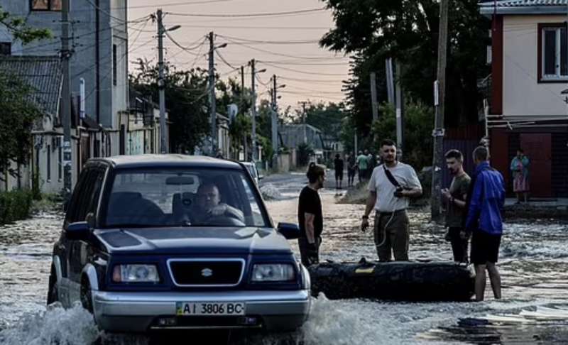 allagamento dopo l attacco alla diga di nova kakhova 6