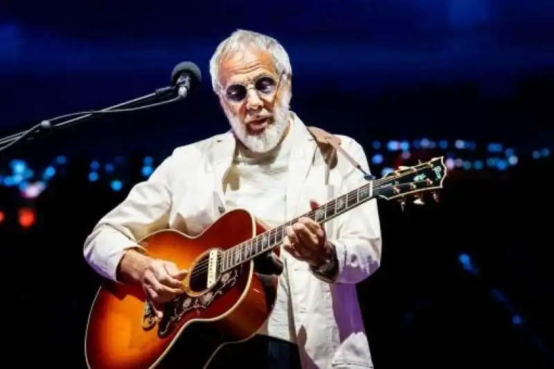 CAT STEVENS YUSUF ISLAM CONCERTO A ROMA.  