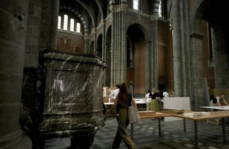 chiese abbandonate e riconvertite in belgio 10