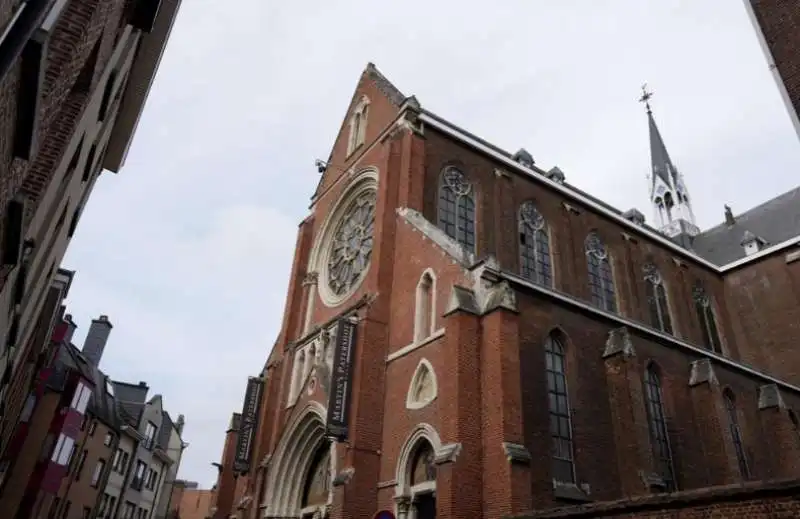 chiese abbandonate e riconvertite in belgio 3