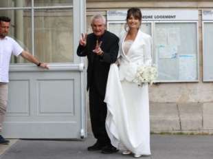 il regista claude lelouch, 85 anni, ha sposato la scrittrice